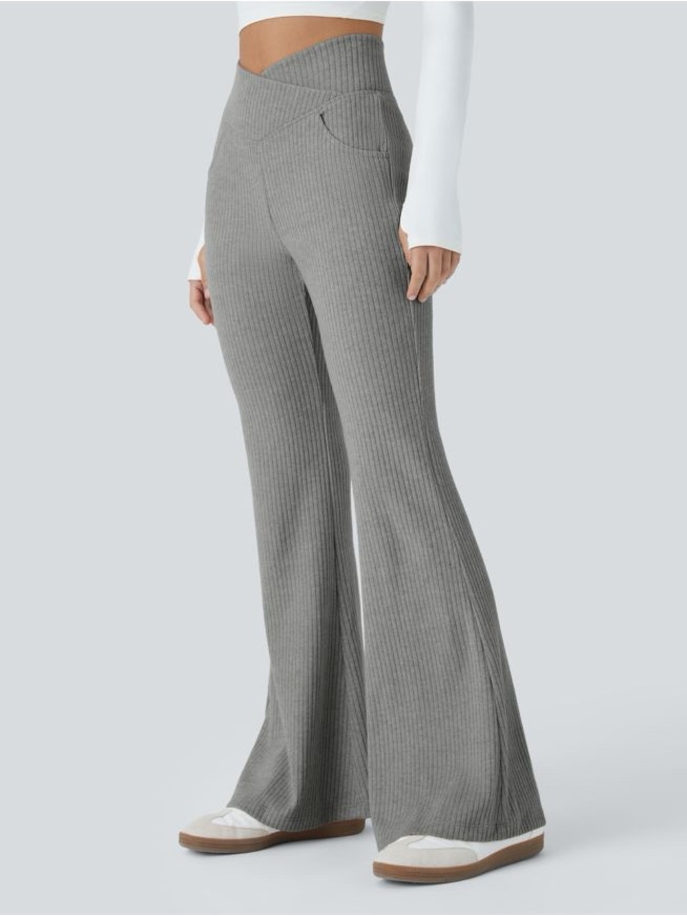 HALARA • Ribbed Knit Crossover High Waisted Pocket Casual Flare Pants medium